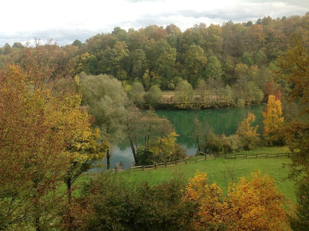 Apartment Drvena Kuca Mreznica Gornji Zvecaj Bilik gambar